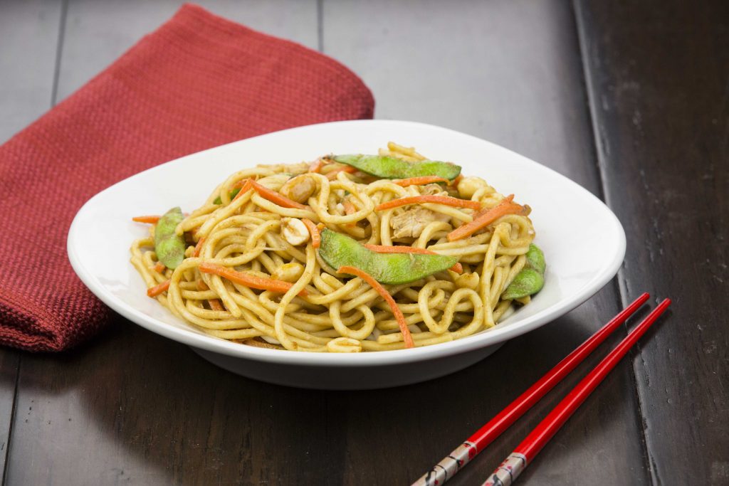 Vegetable Japanese Udon Noodles with Thai Peanut Sauce Amoy