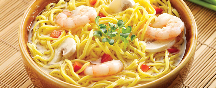 Bowl of foodservice Amoy Asian Hakka Noodles in a restaurant setting